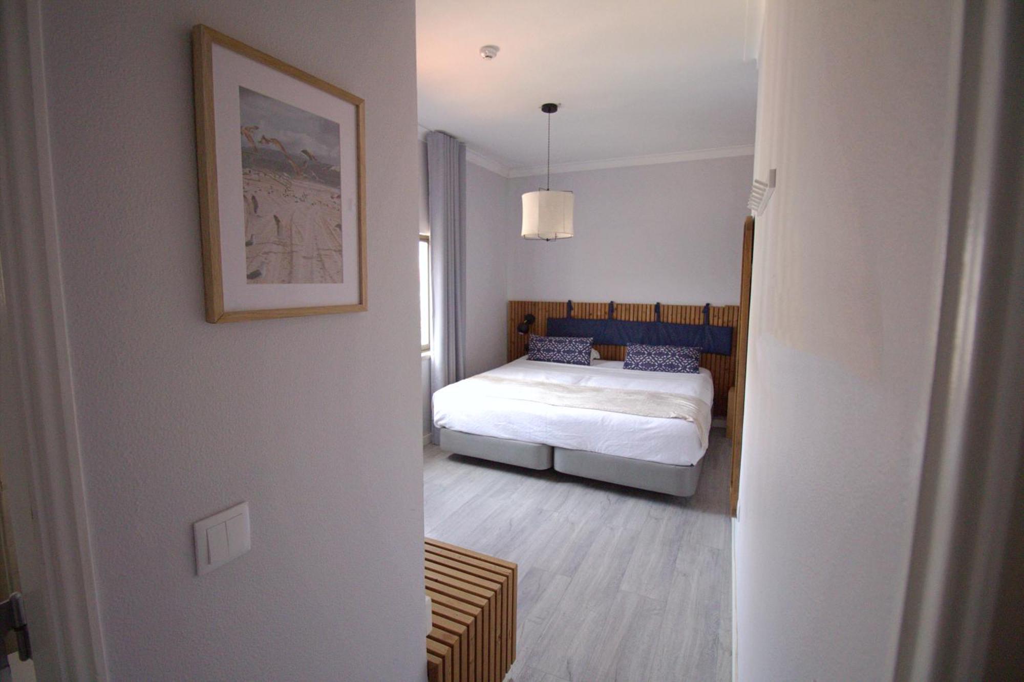 Wot Costa Da Caparica Hotel Екстериор снимка