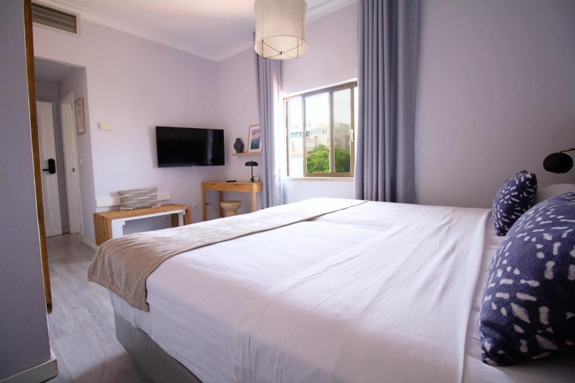 Wot Costa Da Caparica Hotel Екстериор снимка