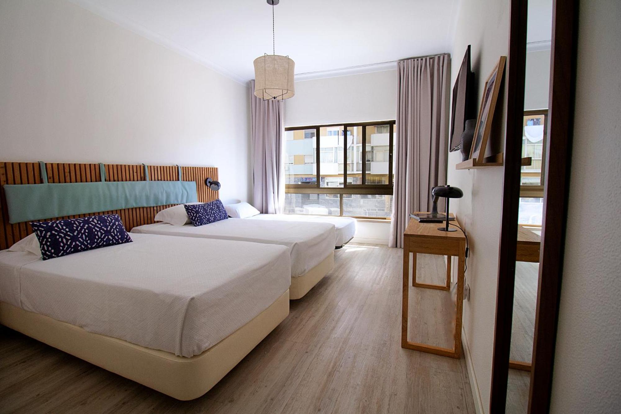 Wot Costa Da Caparica Hotel Екстериор снимка