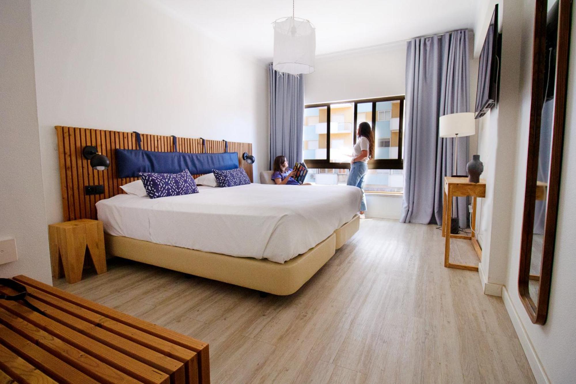 Wot Costa Da Caparica Hotel Екстериор снимка