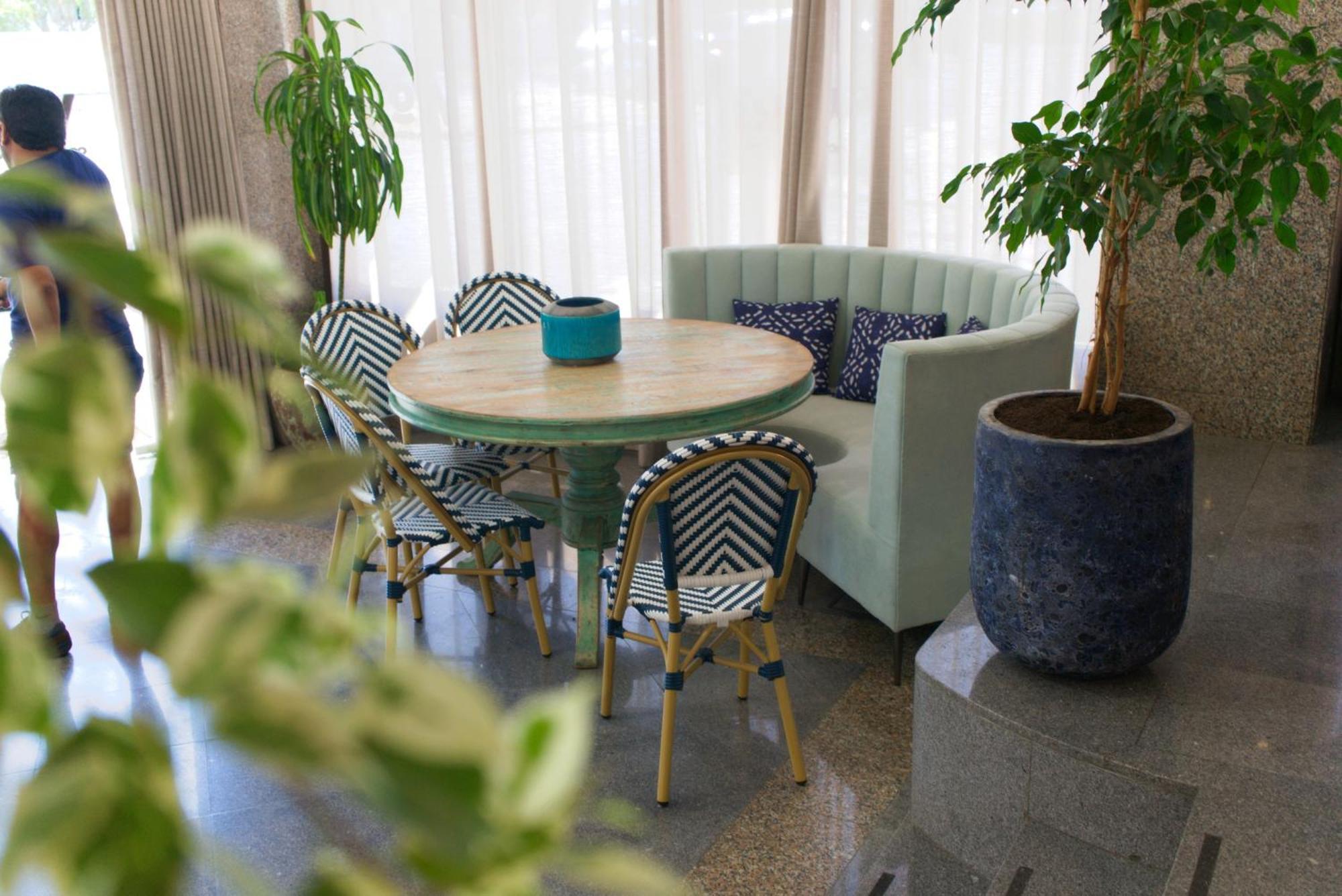 Wot Costa Da Caparica Hotel Екстериор снимка