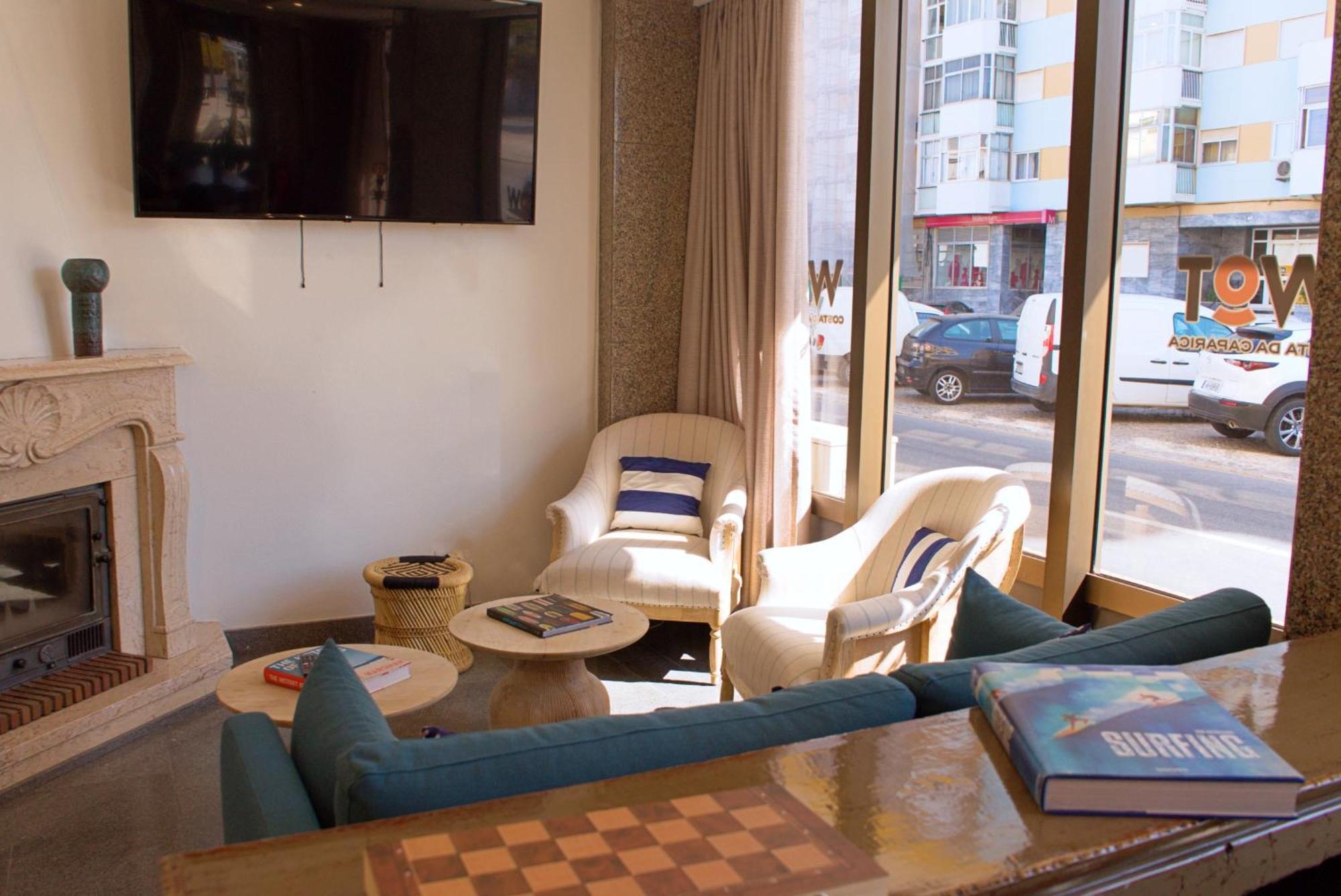 Wot Costa Da Caparica Hotel Екстериор снимка