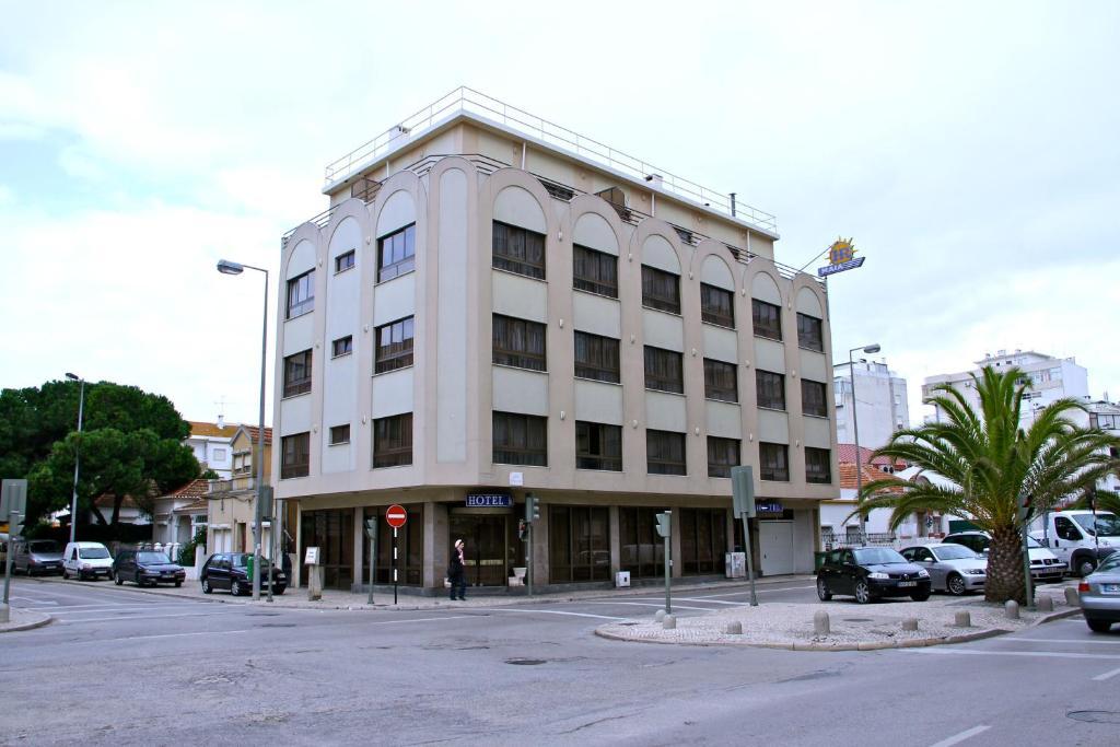 Wot Costa Da Caparica Hotel Екстериор снимка