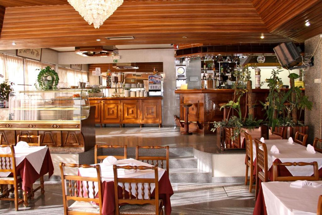 Wot Costa Da Caparica Hotel Екстериор снимка