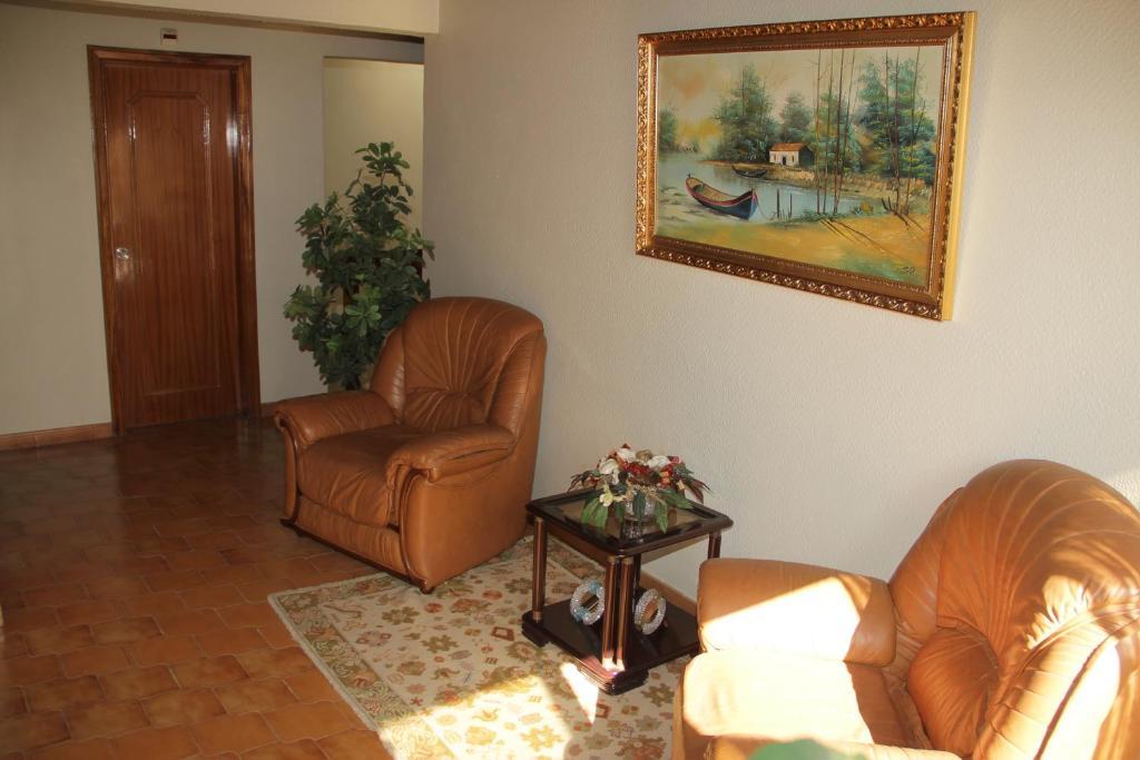 Wot Costa Da Caparica Hotel Екстериор снимка